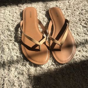 Basic tan flip flops
